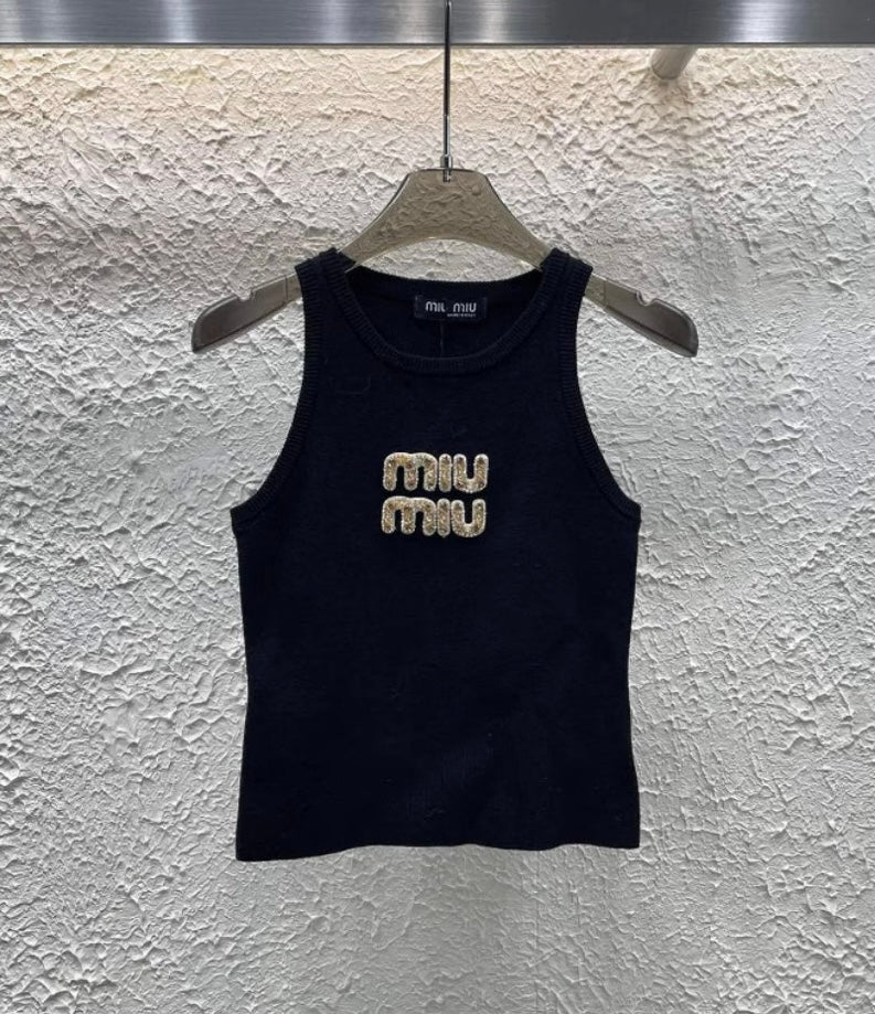 𝘛𝘖𝘗 𝘉𝘙𝘖𝘋𝘌́